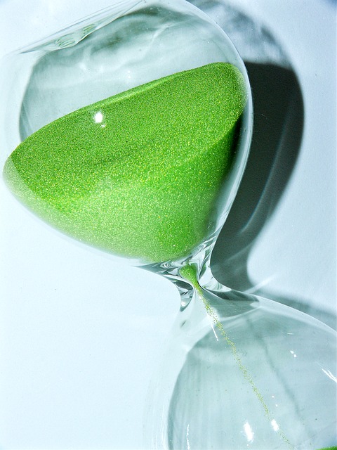 body_green_hourglass