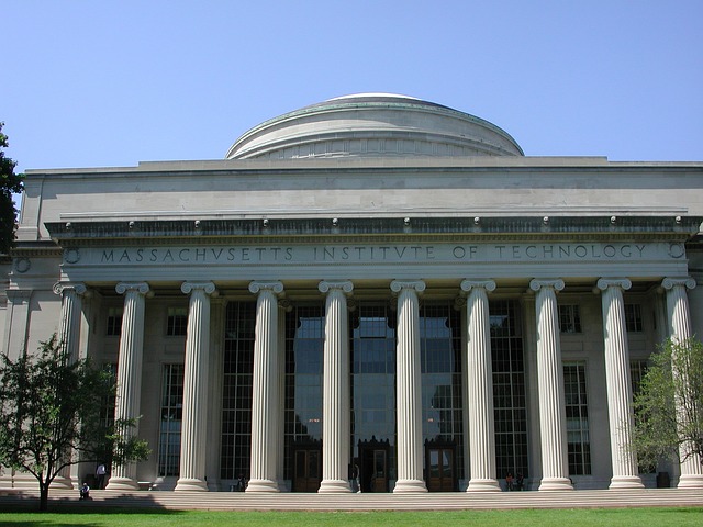 feature_MIT_dome