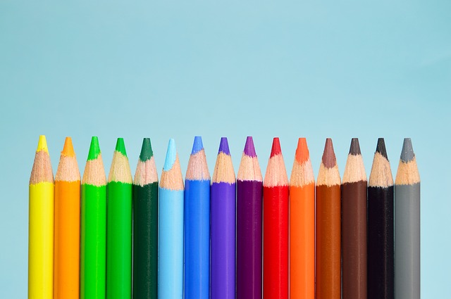 how to write an excellent toefl independent essay in 2019 body_colored_pencils