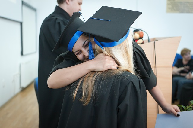 body_graduation_hugging