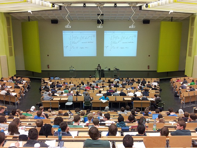 body_university_lecture